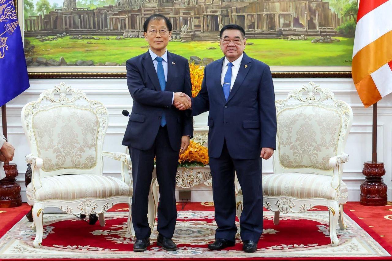 អនុប្រធានទី១រដ្ឋសភាស្នើកូរ៉េខាងត្បូងពិនិត្យឡើងវិញលើការលក់យន្តហោះចម្បាំងឱ្យថៃ