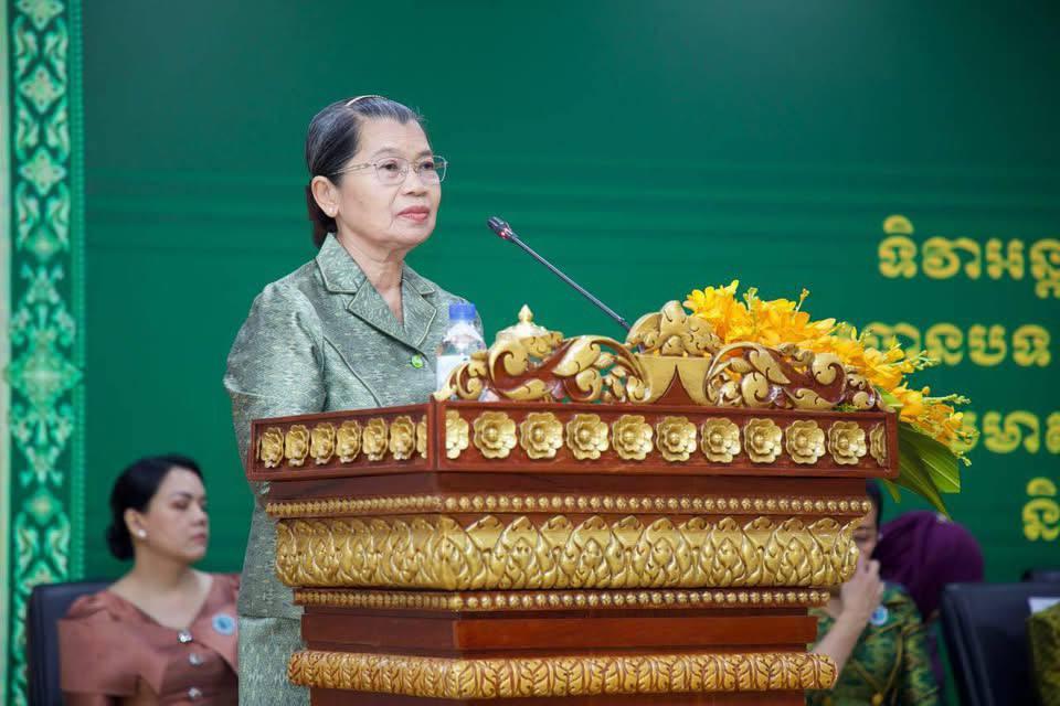 សម្តេច ម៉ែន សំអន អំពាវនាវឱ្យប្រែក្លាយទិវានារីអន្តរជាតិទៅជាថ្ងៃជួយសង្គ្រោះជនភៀសសឹក និងអ្នករបួស