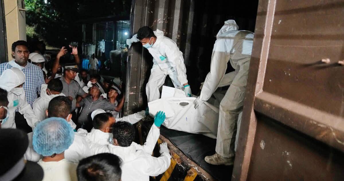 វិបត្តិសមុទ្រឥណ្ឌា៖ នាវាចម្បាំងអ៊ីរ៉ង់ត្រូវបាញ់ពន្លិច មនុស្សស្លាប់ជាង៨០នាក់