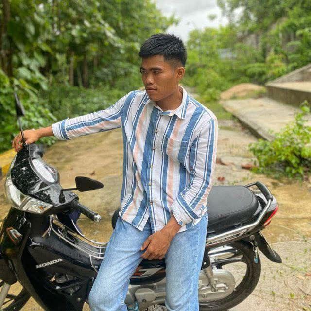 នាយប៉ុស្តិ៍នគរបាលខេត្តកំពង់ឆ្នាំងត្រូវផ្អាកការងារបណ្ដោះអាសន្ន ក្រោយប្រើហិង្សាលើពលរដ្ឋ