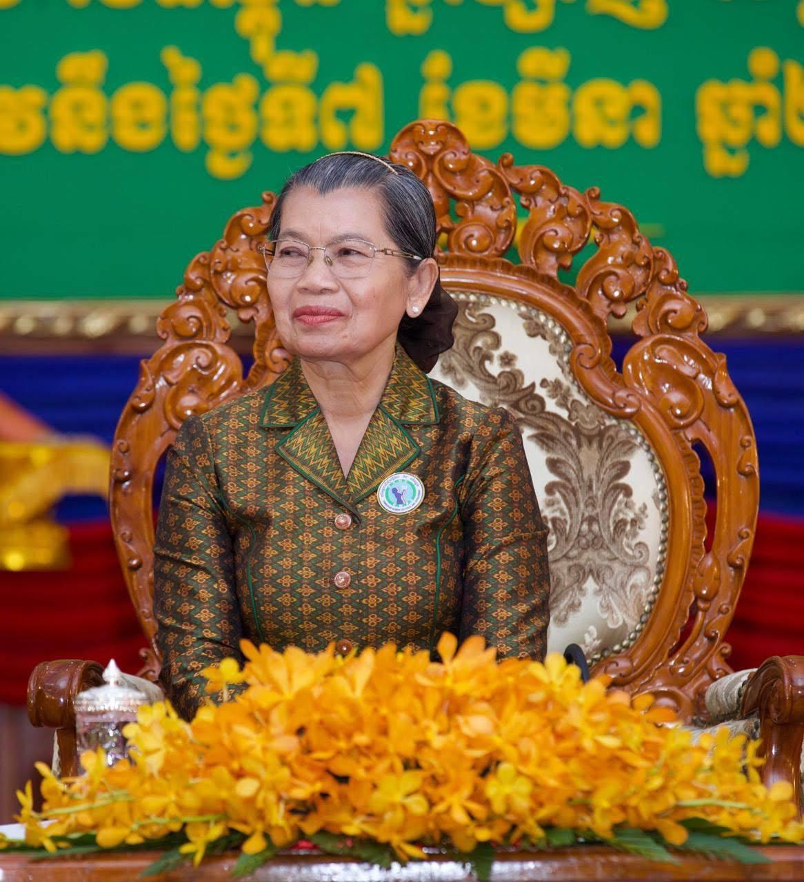 សម្តេច ម៉ែន សំអន លើកឡើងពីសារៈសំខាន់សន្តិភាពសម្រាប់ស្ត្រីក្នុងពិធីបុណ្យ៨មីនាខួបលើកទី១១៥