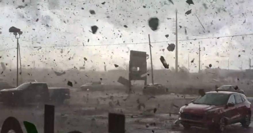 ព្យុះកួចខ្លាំងក្លាបំផ្លាញរដ្ឋ Michigan សម្លាប់យ៉ាងតិច ៤នាក់ របួសជាង ១០នាក់