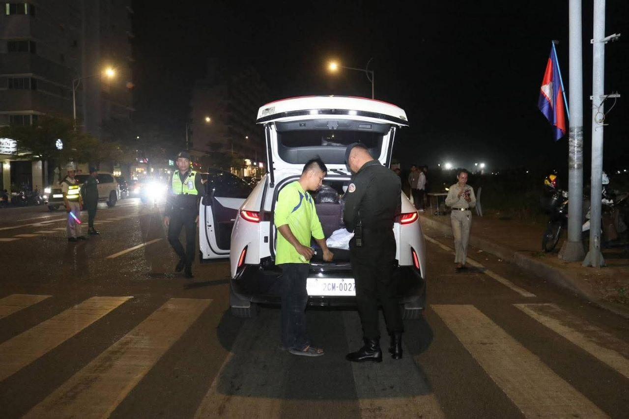 កម្លាំងសមត្ថកិច្ចខណ្ឌប្ញស្សីកែវចុះឆែកអាវុធផ្ទុះ សន្តិសុខទូទៅល្អប្រសើរ