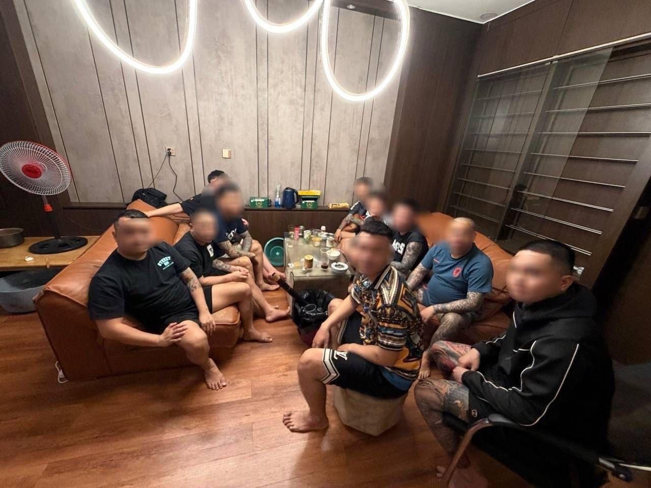 ចាប់ខ្លួនជនជាតិវៀតណាម ១០នាក់ទៀត ពាក់ព័ន្ធនឹងការឆបោកអនឡាញនៅច្បារអំពៅ