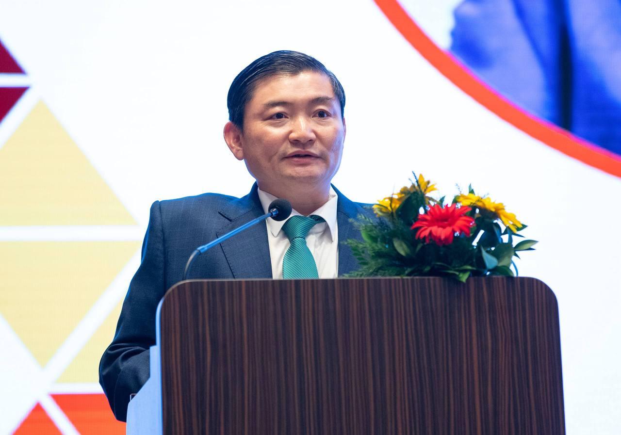 រដ្ឋមន្ត្រីហេង សួរ៖ ទំនាក់ទំនងវិជ្ជាជីវៈរឹងមាំ អាស្រ័យលើការសន្ទនាសង្គមដោយស្មោះត្រង់