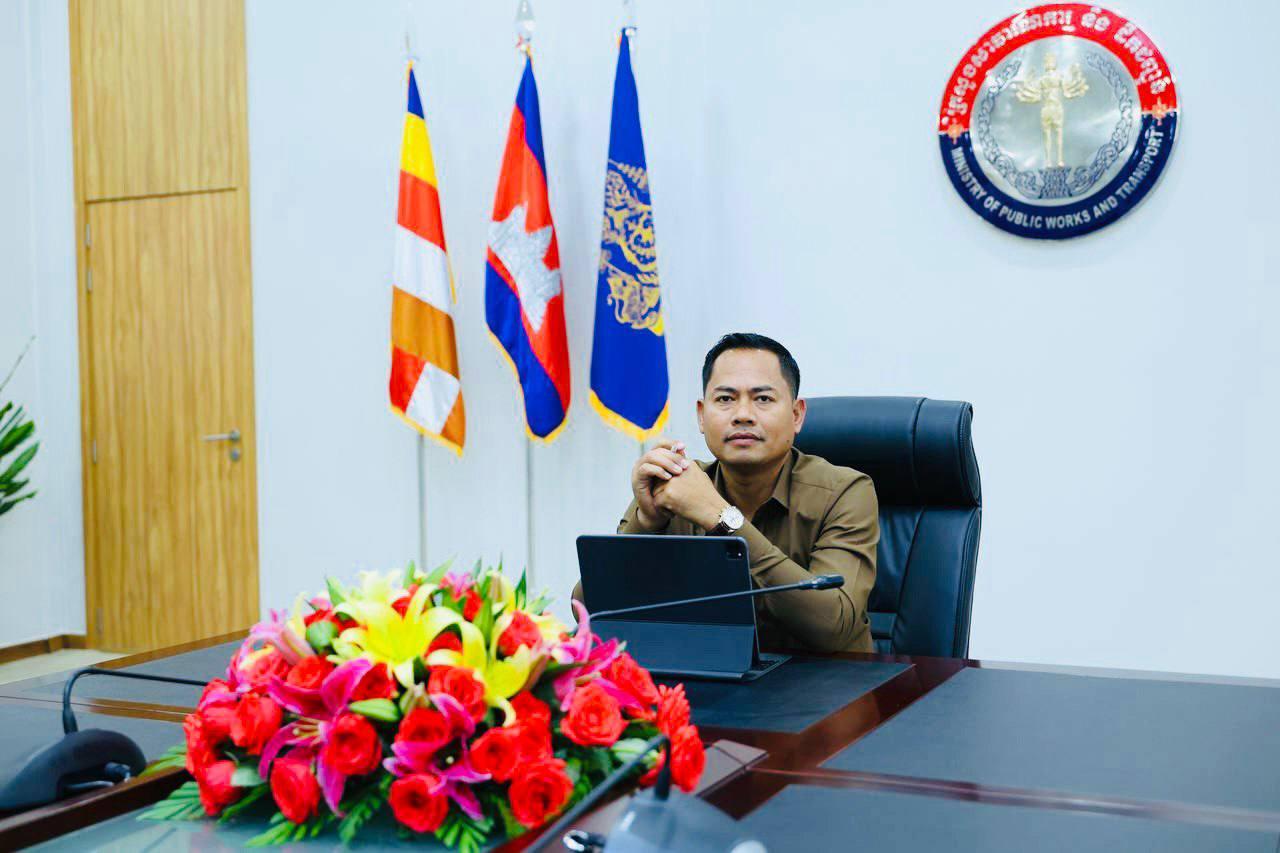 រថយន្តអគ្គិសនីកម្ពុជាលើកទី១០០០០គ្រឿង! ចុះបញ្ជីជិត ១៥០០០គ្រឿង កើនឡើងយ៉ាងរហ័ស