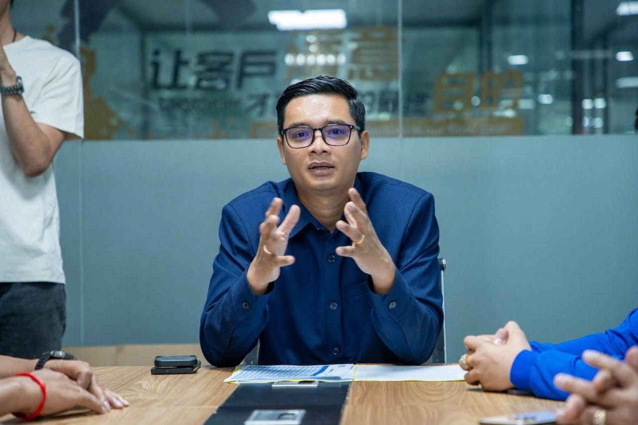 ក្រសួងការងារត្រៀមជួយពលករខ្មែរពីថៃ ជូនការងាររាប់ម៉ឺនកន្លែងនៅមាតុភូមិ