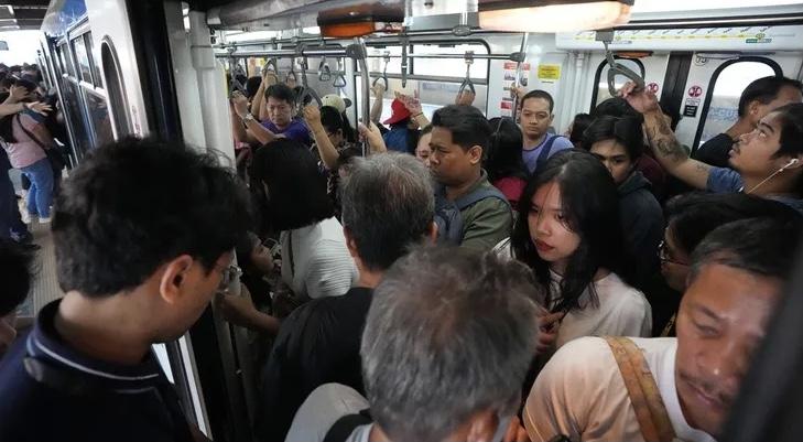 អាស៊ីយកមេរៀនពី COVID-19 ដោះស្រាយវិបត្តិប្រេងឥន្ធនៈ ដោយអនុវត្តវិធានការសន្សំសំចៃថ្មីៗ