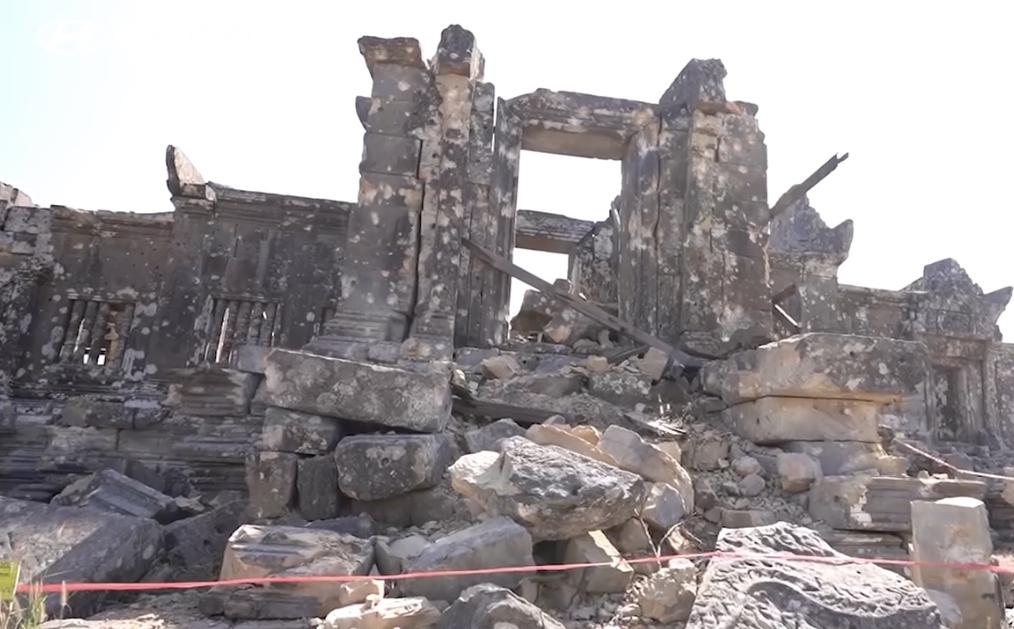 ប្រាសាទព្រះវិហារទទួលរងការខូចខាតធ្ងន់ធ្ងរ បណ្តាលពីការបាញ់ផ្លោងរបស់យោធាថៃ