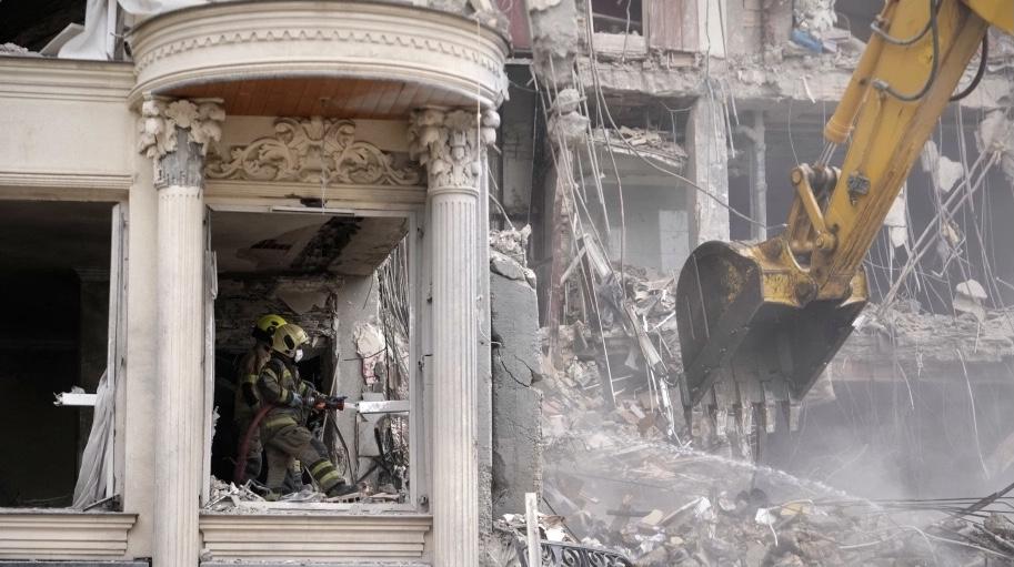 សង្គ្រាមអាមេរិក-អ៊ីរ៉ង់ឈានដល់១ខែ មីស៊ីលថូម៉ាហក់៨៥០គ្រាប់ត្រូវបានបាញ់ មន្ទីរបញ្ចកោណព្រួយបារម្ភ