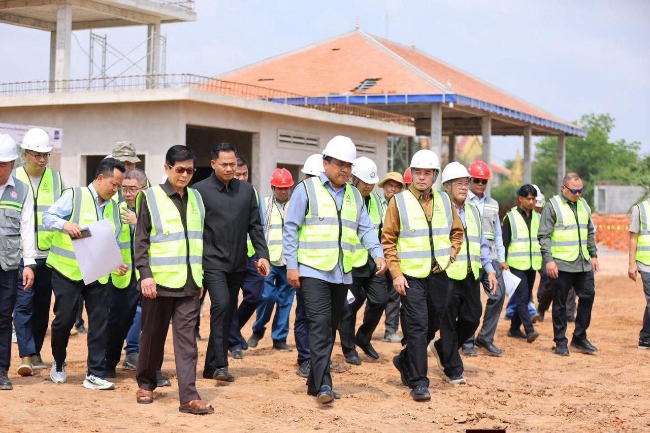 ក្រសួងសាធារណការ និងដឹកជញ្ជូន ប្រើប្រាស់ប្រព័ន្ធស្វ័យប្រវត្តិកម្ម ៥ប្រភេទ ដើម្បីសម្រួលសេវាដល់ប្រជាពលរដ្ឋ