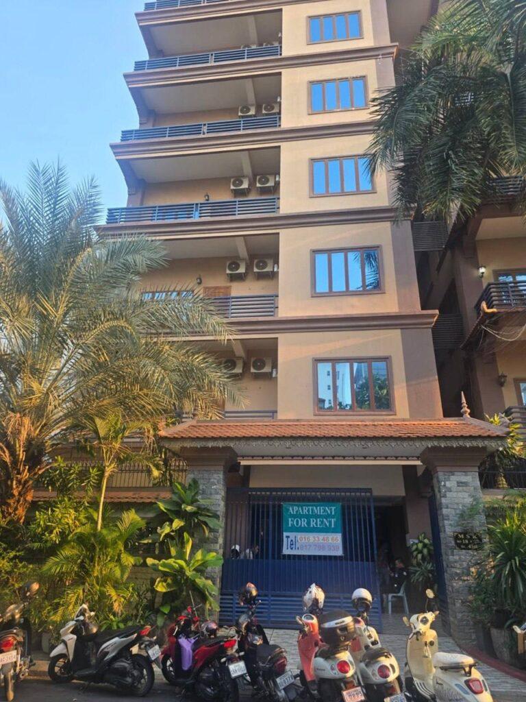 ឃាត់ខ្លួនជនជាតិវៀតណាម ១៧នាក់ ក្នុងប្រតិបត្តិការបង្ក្រាប Online Scam នៅទួលទំពូង