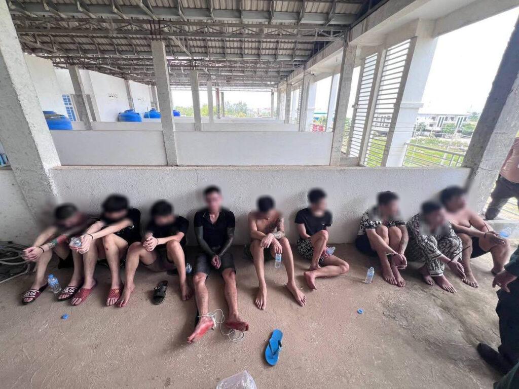 ចាប់ខ្លួនជនជាតិវៀតណាម ១៥នាក់ ស្នាក់នៅខុសច្បាប់ក្នុងភ្នំពេញ