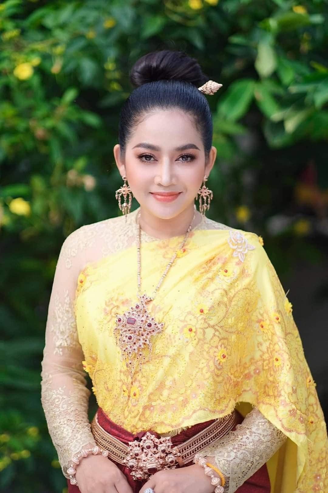 តារាកំប្លែង ខ្ញុង វិលត្រឡប់ជាថ្មី ក្រោយជាប់បំណុលរាប់ម៉ឺនដុល្លារ