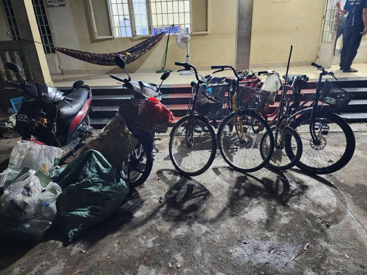 កម្លាំងសមត្ថកិច្ចបាត់ដំបងប្រមូលជនវង្វេងផ្ទះ១៧នាក់ ក្នុងនោះ១៦នាក់មានផ្ទុកសារធាតុញៀន