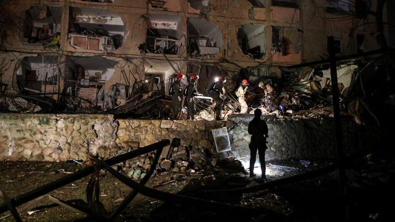 អ៉ីរ៉ង់បាញ់មីស៊ីលវាយប្រហារមជ្ឈមណ្ឌលនុយក្លេអ៊ែរអ៉ីស្រាអែល បណ្ដាលឱ្យមនុស្សជាង ១០០នាក់របួស