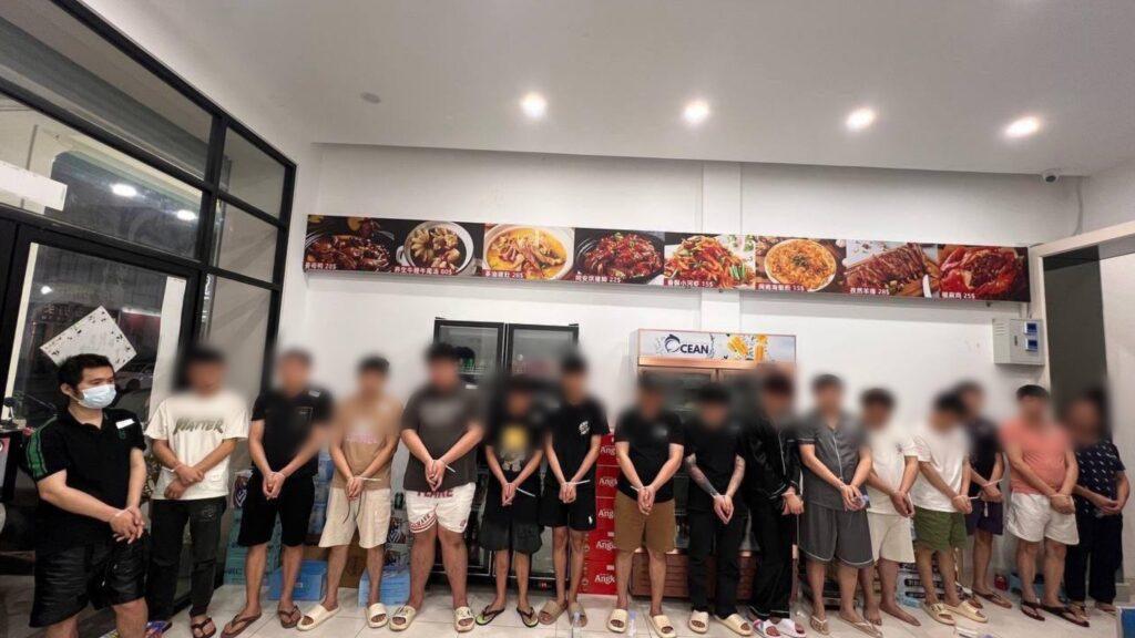 អាជ្ញាធរចាប់ជនបរទេស ១៧នាក់ ក្នុងប្រតិបត្តិការបង្ក្រាប Online Scam នៅច្បារអំពៅ