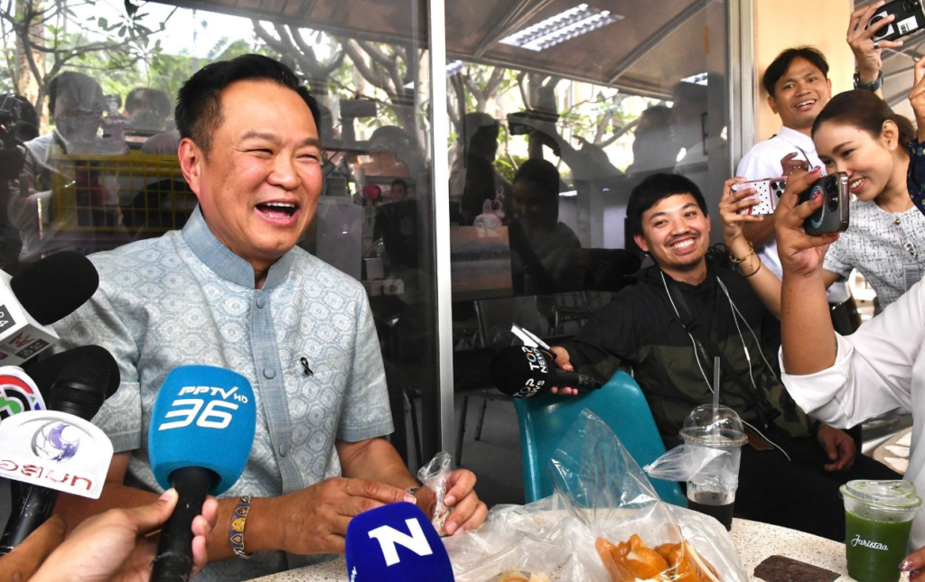 សភាថៃប្រជុំបោះឆ្នោតគាំទ្រអានុទីនឡើងធ្វើនាយករដ្ឋមន្ត្រីពេញលេញ