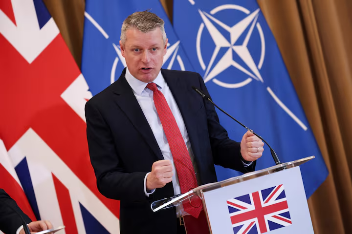 អង់គ្លេសបង្កើតមូលដ្ឋានជួសជុលអាវុធយោធា៤កន្លែងនៅអ៊ុយក្រែន ប្រឆាំងរុស្ស៊ី