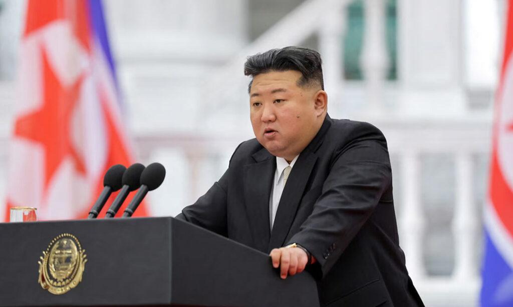 គីម ជុងអ៊ុន សន្យាពង្រឹងឋានៈនុយក្លេអ៊ែរ និងចាត់ទុកកូរ៉េខាងត្បូងជា «សត្រូវគ្រោះថ្នាក់»