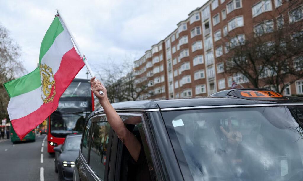 អ៊ីរ៉ង់ព្រមានខ្លាំងៗ ទាមទារឲ្យប្រទេសនានានៅឆ្ងាយពីសង្គ្រាម ខណៈដែលមូលដ្ឋានទ័ពអាមេរិក-អ៊ីតាលីនៅគុយវ៉ែតត្រូវវាយប្រហារ