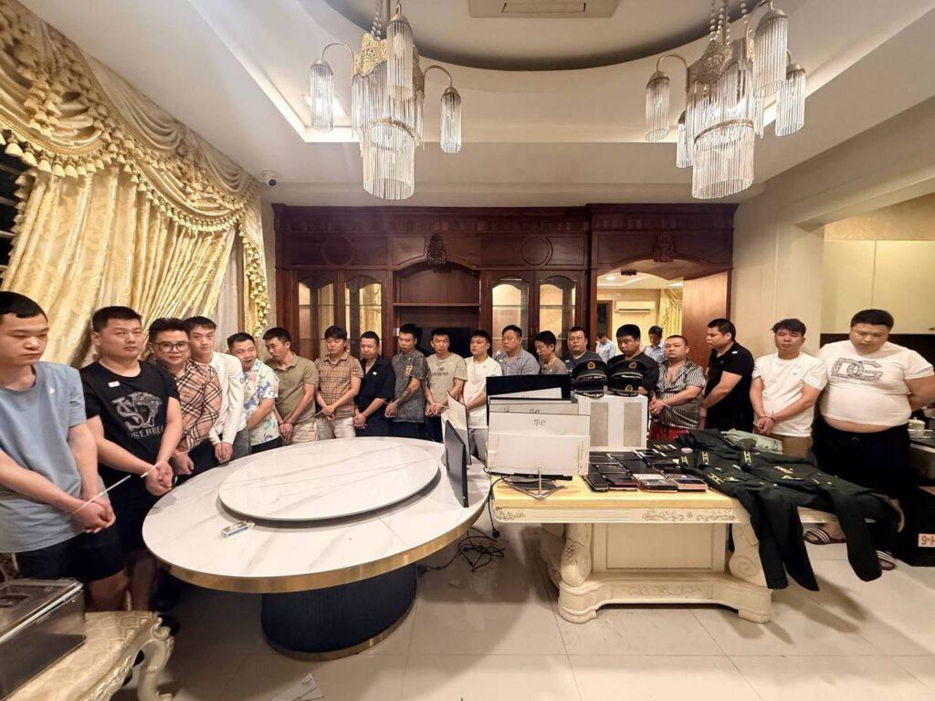 អាជ្ញាធរចាប់ខ្លួនជនជាតិចិន១៩នាក់ ក្នុងប្រតិបត្តិការបង្ក្រាប Scams Online នៅរាជធានីភ្នំពេញ