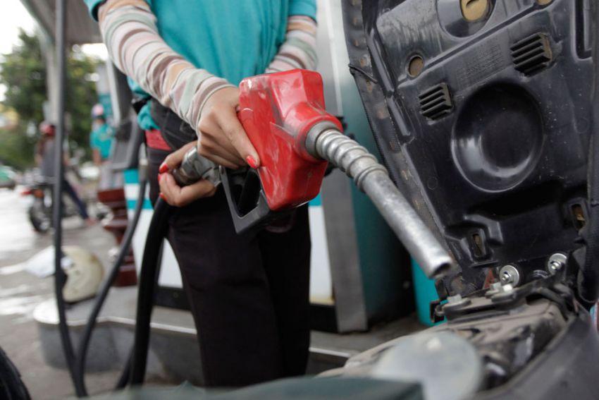 តម្លៃប្រេងឡើងខ្លាំង! ប្រេងសាំង ៥៤៥០រៀល ម៉ាស៊ូត ៧៥០០រៀល ចាប់ពីថ្ងៃទី១ មេសា