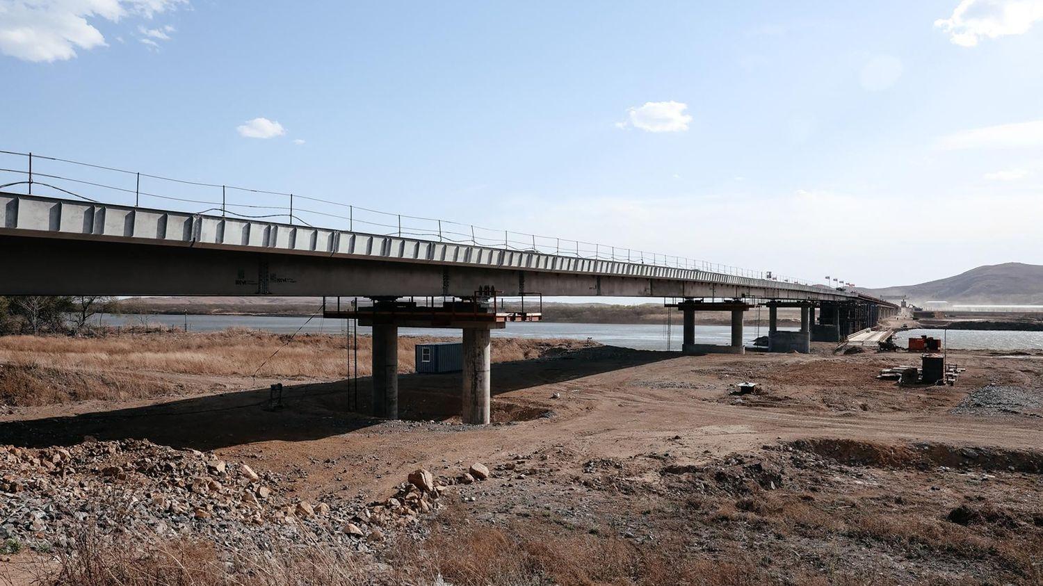 រុស្ស៊ីហៀរសម្ពោធស្ពានផ្លូវថ្នល់ដំបូងភ្ជាប់ផ្ទាល់ទៅកូរ៉េខាងជើងរដូវក្ដៅនេះ