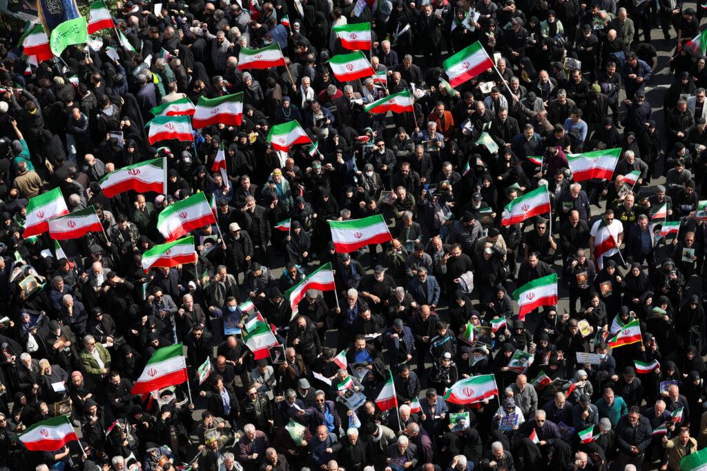 អ៊ីរ៉ង់ប្រកាសប្រជាជន៧លាននាក់ត្រៀមចាប់អាវុធប្រយុទ្ធប្រឆាំងអាមេរិក