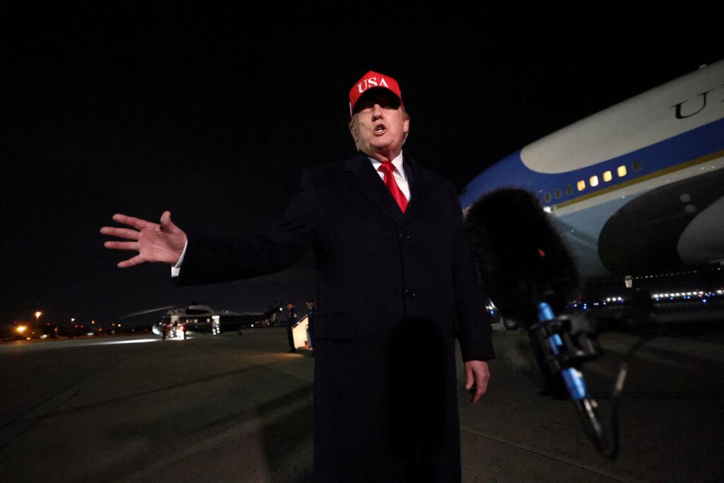 ត្រាំអះអាងថា អ៊ីរ៉ង់នៅតែចង់បានអាវុធនុយក្លេអ៊ែរ ខណៈការចរចាសន្តិភាពបរាជ័យ