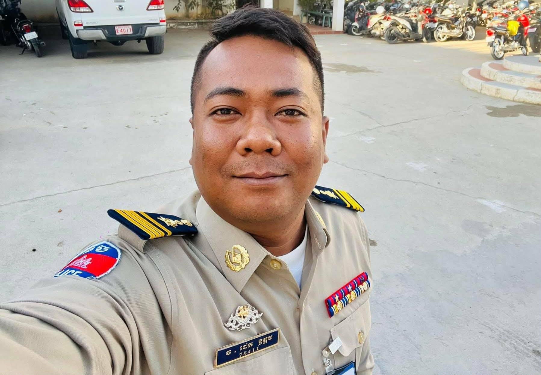 ហ៊ានលួចឆក់ទូរស័ព្ទនិស្សិត ត្រូវសមត្ថកិច្ចដេញចាប់បាន តែមន្ត្រីនគរបាលព្រហ្មទណ្ឌបាក់ជើងពេលប្រតិបត្តិការ