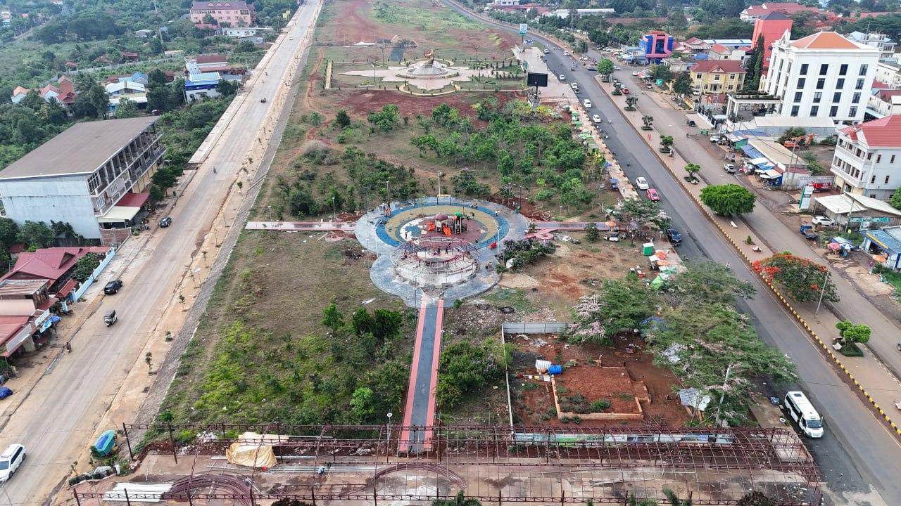 សម្ពោធសួនកុមារថ្មីក្បែររង្វង់មូលគោព្រៃ ក្លាយជាជម្រកស្នាមញញឹមក្មេងៗក្រុងសែនមនោរម្យ