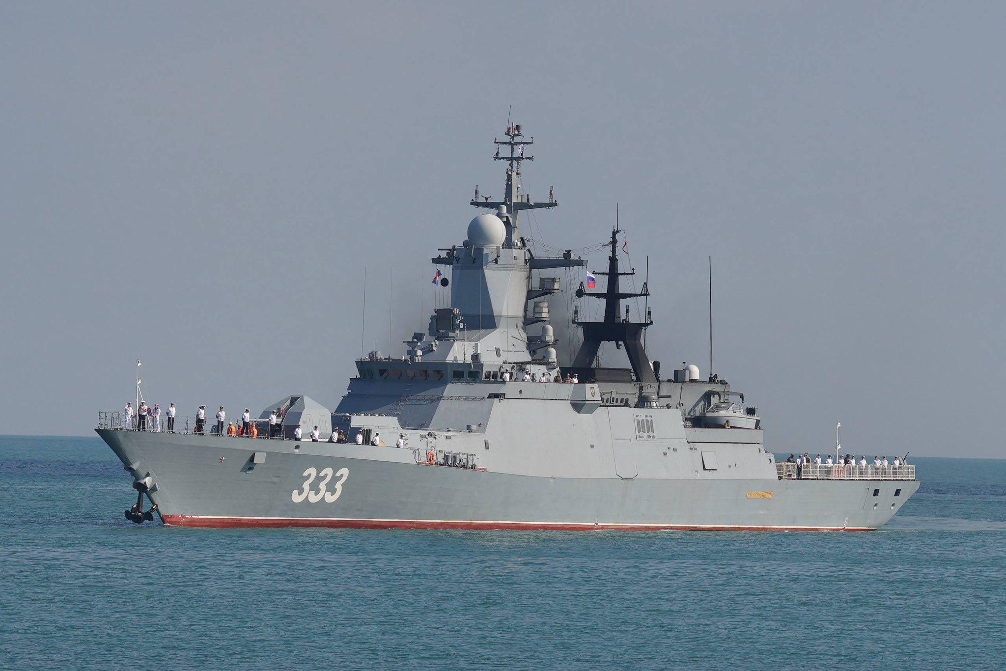 នាវាចម្បាំងរុស្ស៊ីចំនួន២គ្រឿងចូលចតកំពង់ផែព្រះសីហនុ ដើម្បីទស្សនកិច្ចសហប្រតិបត្តិការ៣ថ្ងៃ