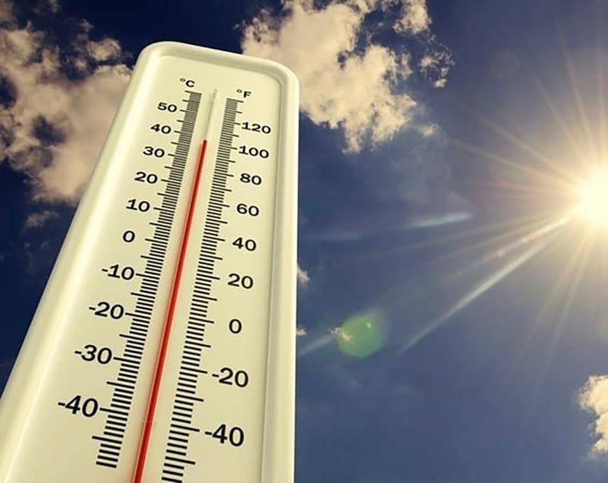 ព្រមានកម្តៅខ្លាំង! កម្ពុជាជួបរលកកម្តៅខ្ពស់ដល់ ៣៧°C ក្រសួងធនធានទឹកណែនាំពិសារទឹកឱ្យបានច្រើន