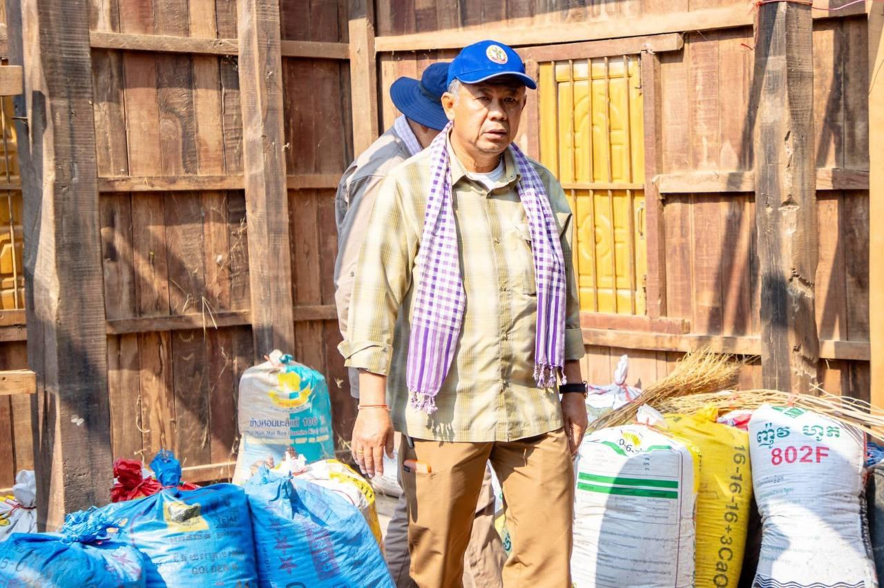 ខ្យល់កន្ត្រាក់ប៉ះពាល់ខេត្តបន្ទាយមានជ័យ ផ្ទះសម្បែងជាង ៤០០ ខ្នងខូចខាត មានរបួស ១ នាក់