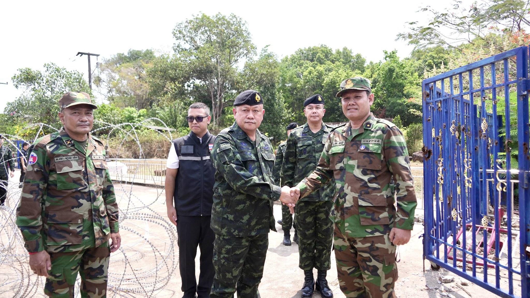 យោធភូមិភាគទី៤ កម្ពុជា និងកងទ័ពភូមិភាគទី២ ថៃ បន្តពង្រឹងកិច្ចសហប្រតិបត្តិការព្រំដែន
