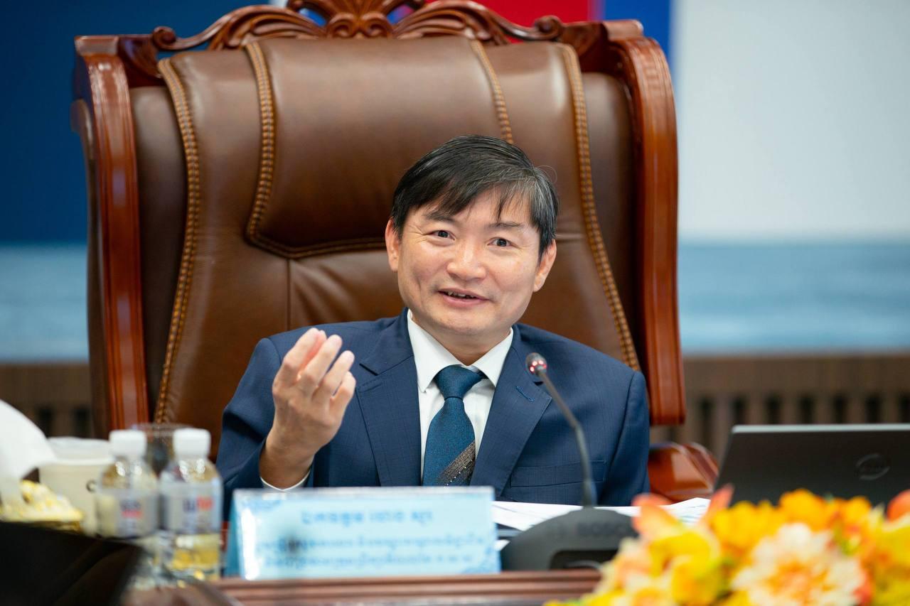 លោកហេង សួរ ដឹកនាំកិច្ចប្រជុំប.ស.ស. ដើម្បីពង្រឹងប្រសិទ្ធភាព និងតម្លាភាពក្នុងការផ្តល់សេវា