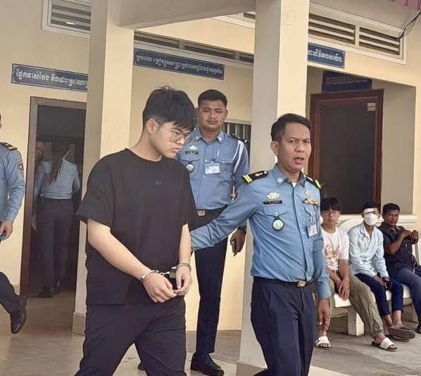 អយ្យការចោទប្រកាន់យុវជនបើក Mercedes បង្កគ្រោះថ្នាក់ធ្ងន់ ស្លាប់ ៥ នាក់ ក្នុងនោះមានស្ត្រីមានគភ៌