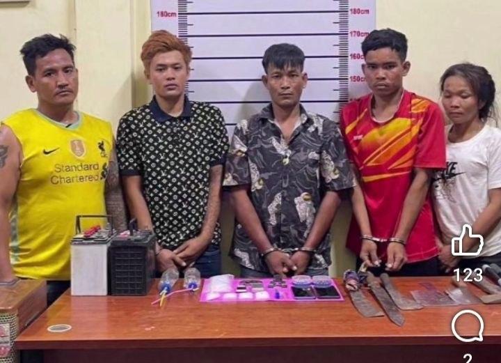 បាត់ដំបង៖ ចាប់ជនសង្ស័យ៥នាក់ ពីបទជួញដូរសារធាតុញៀន និងប្រឆាំងអាជ្ញាធរ