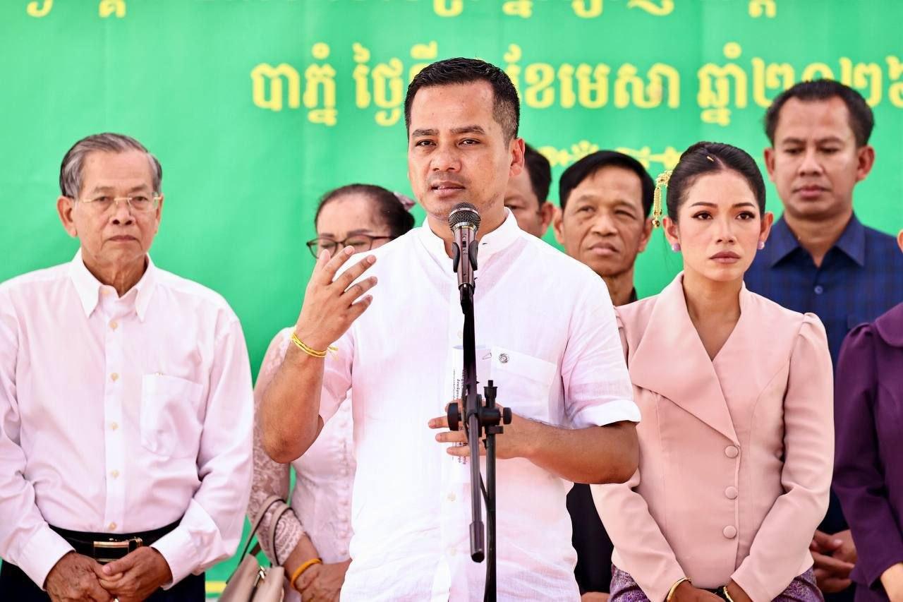 ឧបនាយករដ្ឋមន្ត្រី ស សុខា ទាមទារឲ្យអាណាព្យាបាលបញ្ជូនកូនចៅចូលរៀនតាំងពីមត្តេយ្យសិក្សា ដើម្បីកសាងអនាគតភ្លឺស្វាង