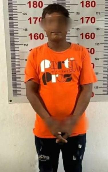 បុរសចិត្តឆ្កួតកាន់កាំបិតគំរាមសម្លាប់អ្នកភូមិ និងគប់ឡានគេ ត្រូវនគរបាលចាប់ខ្លួនបង្កើតសំណុំរឿង