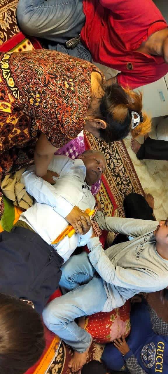 បុរសអាយុ ៦៤ ឆ្នាំផ្សារដែកត្រូវខ្សែភ្លើងឆក់ស្លាប់ភ្លាមៗនៅភ្នំពេញ