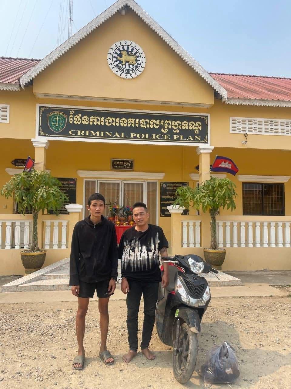 ជនជាតិវៀតណាម២នាក់ត្រូវឃាត់ខ្លួនពីបទលួចម៉ូតូនៅក្រុងបាវិត បន្ទាប់ពីដេញតាមដោយប្រជាពលរដ្ឋជួយ