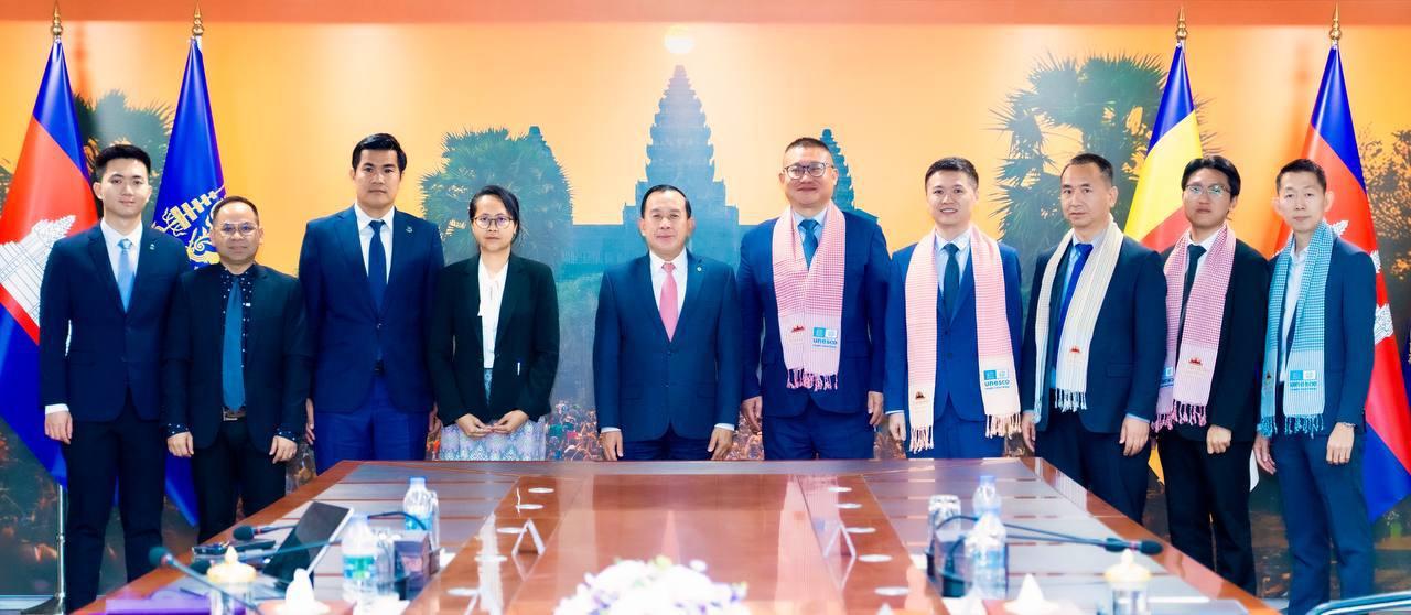 ក្រុមហ៊ុនចិនដៃគូជាមួយក្រសួងទេសចរណ៍ ត្រៀមបាញ់បង្ហោះ Super App ទេសចរណ៍ឆ្លាតវៃនៅកម្ពុជា រួមបញ្ចូល AI និងប្រព័ន្ធសុវត្ថិភាពទំនើប
