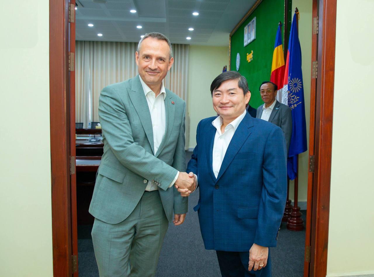 កម្ពុជា-ស្វីស ពង្រឹងសហប្រតិបត្តិការ TVET បណ្តុះជំនាញពលកម្មទាន់សម័យ