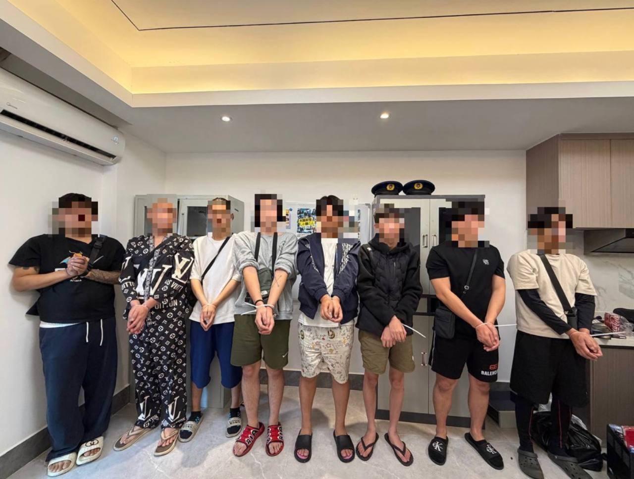 ជនបរទេស៨នាក់ក្លែងជានគរបាលជប៉ុន ត្រូវឃាត់ខ្លួនក្នុងប្រតិបត្តិការបង្ក្រាបការឆបោកតាមអនឡាញ