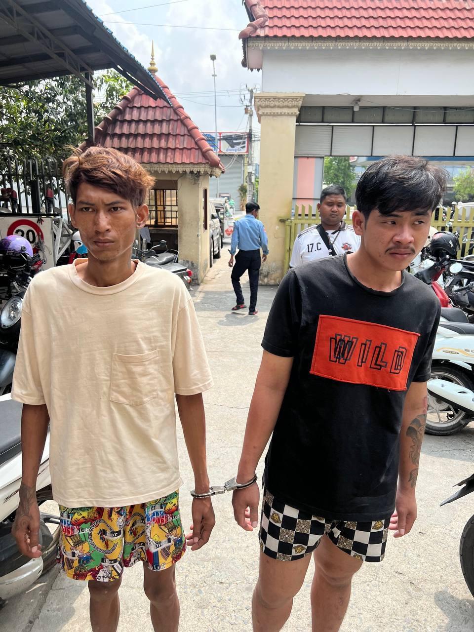 ចោរម៉ូតូ៣នាក់ព្យាយាមលួចម៉ូតូជនរងគ្រោះ ត្រូវប៉ូលីសចាប់បាន២នាក់ រត់គេច១នាក់