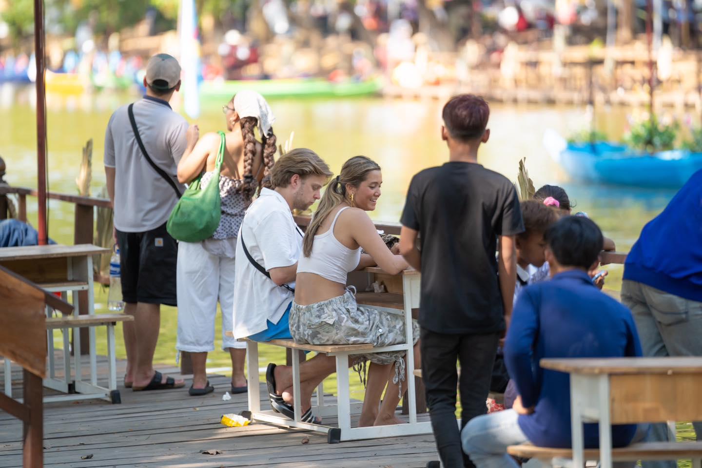 បុណ្យចូលឆ្នាំខ្មែរទាក់ទាញទេសចរបរទេសជាង៧ម៉ឺននាក់ និងទេសចរសរុបជាង២១លាននាក់