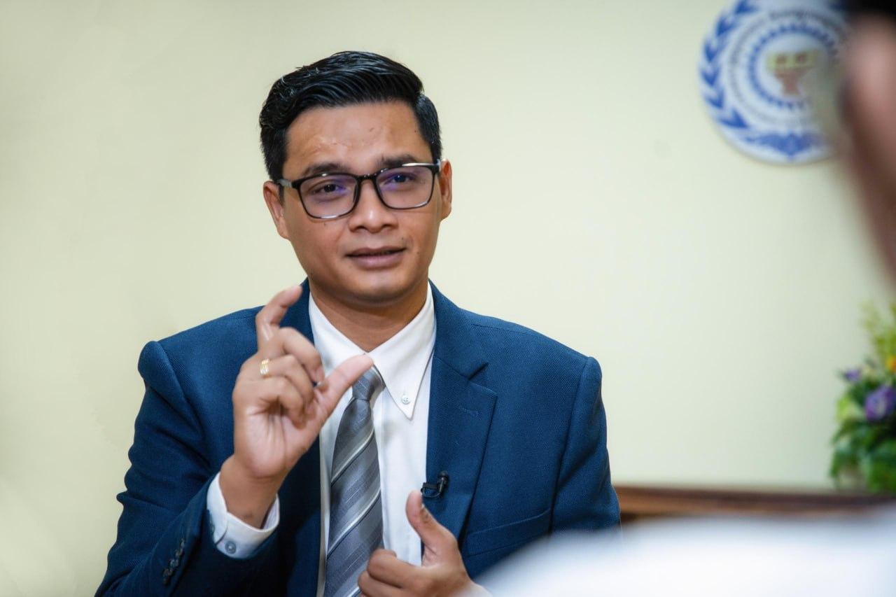 ប្រព័ន្ធស្វ័យសេវាថ្មី៖ ក្រសួងការងារដាក់ម៉ាស៊ីន NSSF Self Service ចំនួន ៣២ គ្រឿងនៅមន្ទីរពេទ្យជាតិ