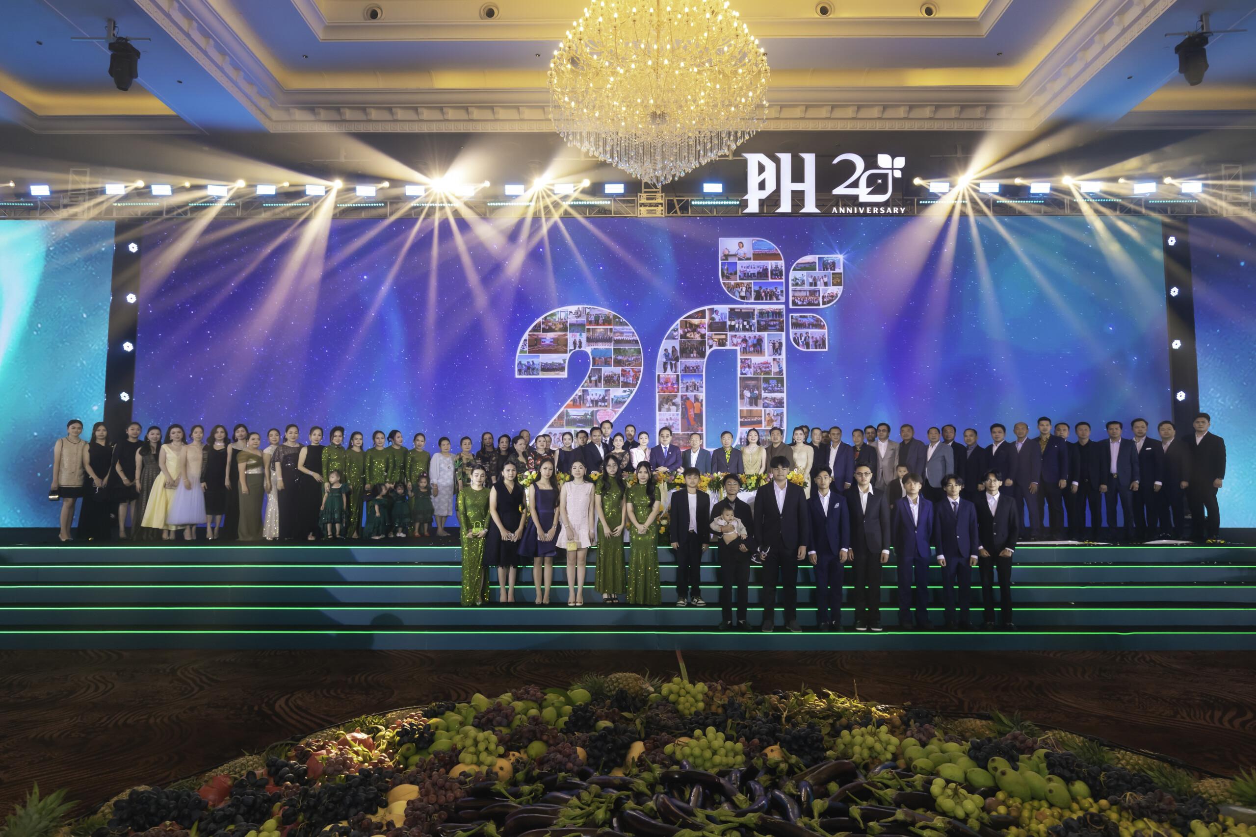 ប៉េងហួតគ្រុបប្រារព្ធខួប២០ឆ្នាំ បង្ហាញវិសាលភាពអភិវឌ្ឍន៍ជិត១០០០ហិកតាជុំវិញរាជធានី